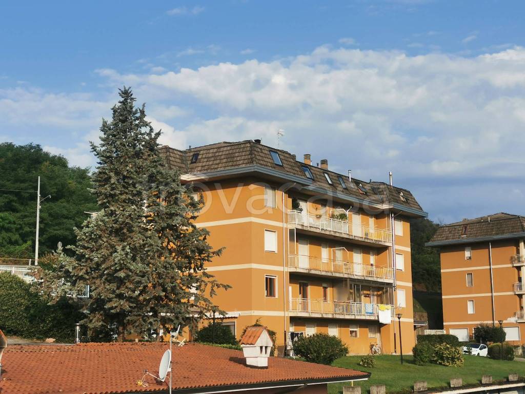 Appartamento in vendita a Serravalle Sesia via Ducale, 19