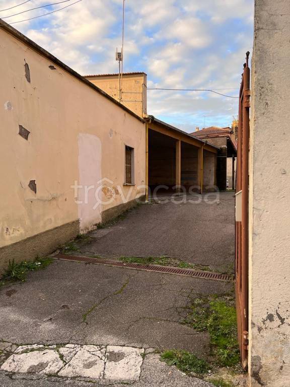 Villa in vendita a Civita Castellana via Vinciolino