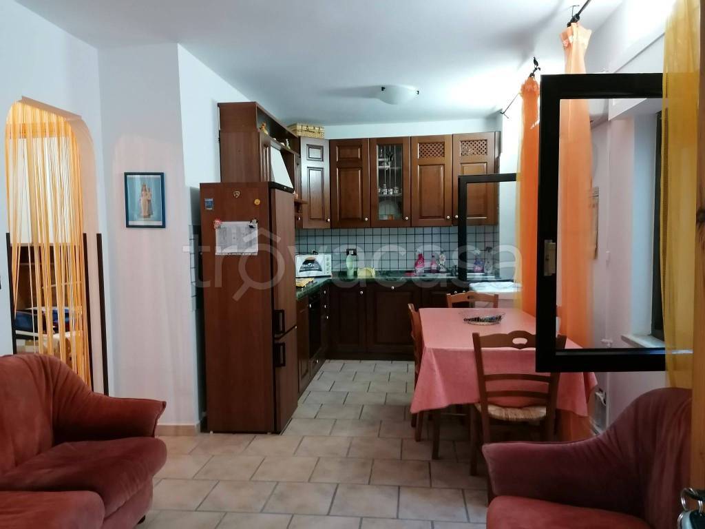 Appartamento in in affitto da privato a Soverato via Antonio Guarasci, 53
