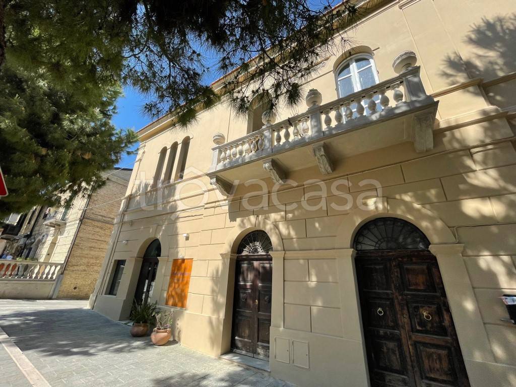 Casa Indipendente in vendita a Vasto corso Giuseppe Garibaldi, 77