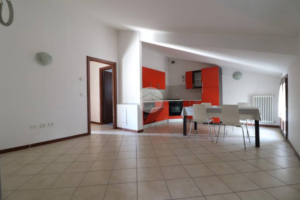 Appartamento in vendita a Mantova via Giuseppe Saragat