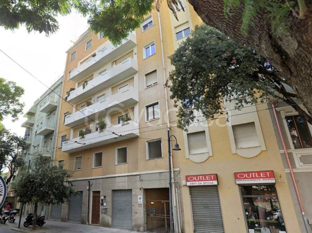 Ufficio in vendita a Cagliari via Dante Alighieri, 20