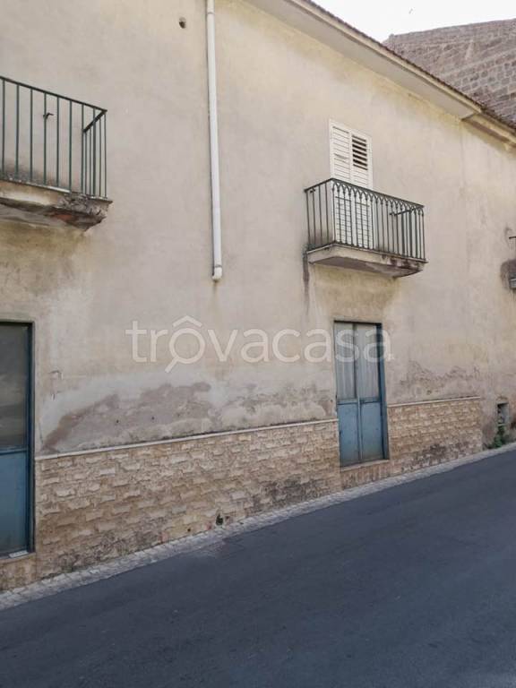 Appartamento in vendita a Castel Morrone