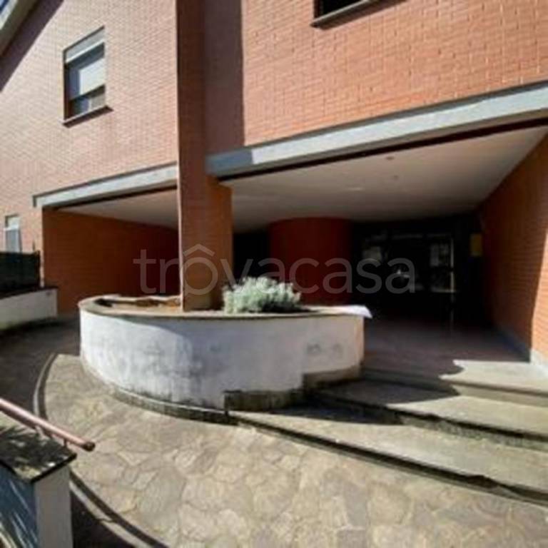 Appartamento in vendita a Roma via Saronno ,65 b