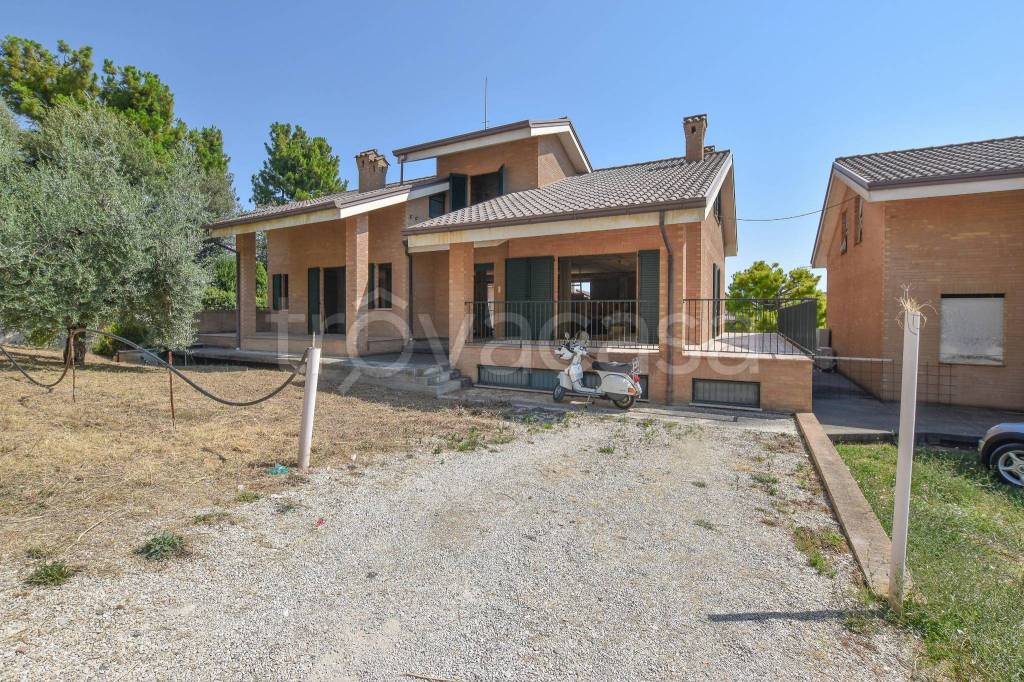 Villa Bifamiliare in vendita a Magliano di Tenna via Nuova, 3
