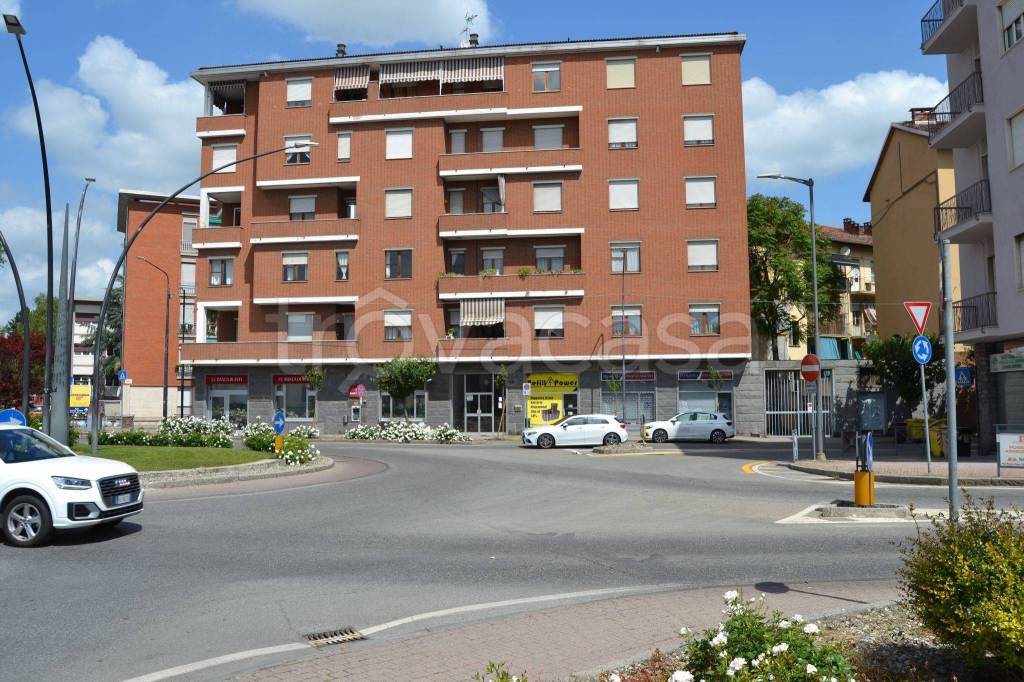 Appartamento in in vendita da privato ad Asti corso Giacomo Matteotti, 195