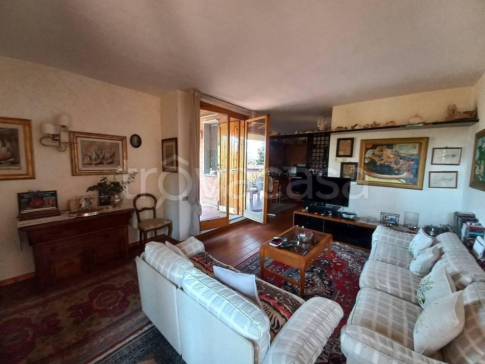 Appartamento in vendita a Greve in Chianti via Giuseppe Mazzini, 22