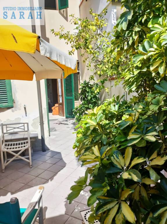 Casa Indipendente in vendita a Viareggio via Pacinotti, 120