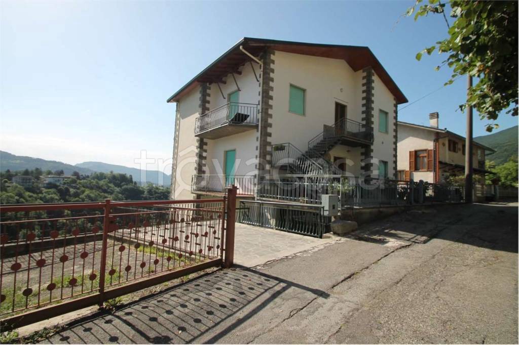 Appartamento in vendita a Rota d'Imagna via Don V. Taramelli