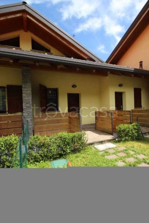 Appartamento in vendita a Sant'Omobono Terme via Capizzoli