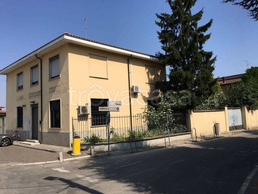 Villa in in vendita da privato a Monticelli Pavese via Roma, 2