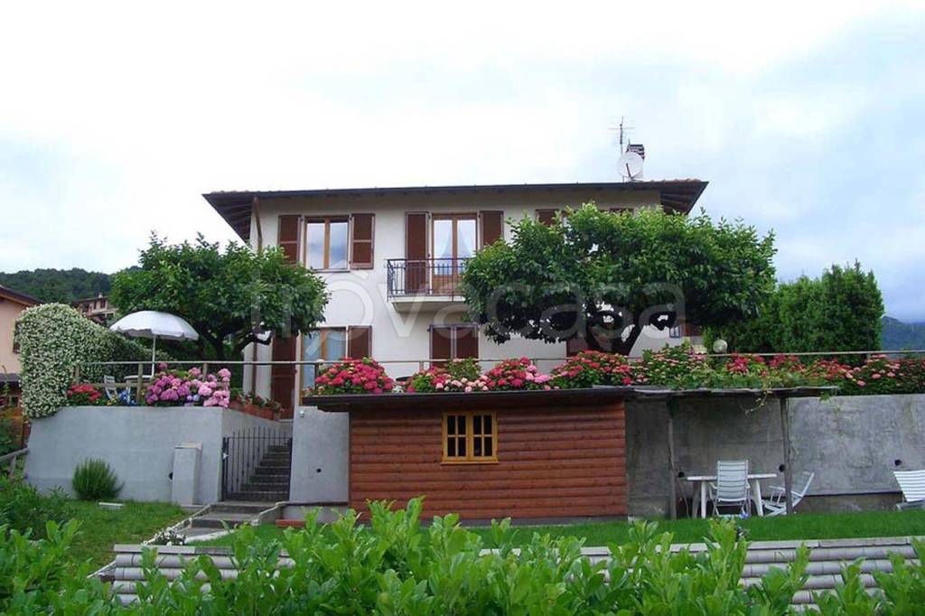 Villa in vendita a Menaggio via Foppa