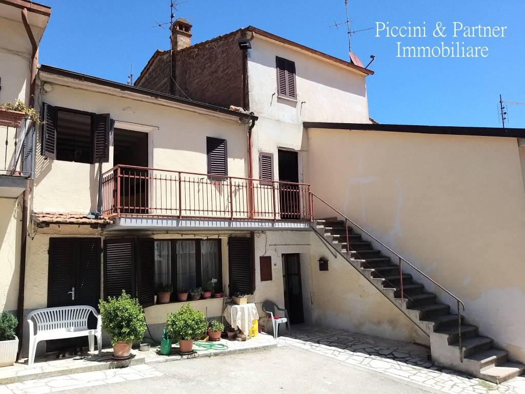 Casa Indipendente in vendita a Castiglione del Lago località Nardelli, 17