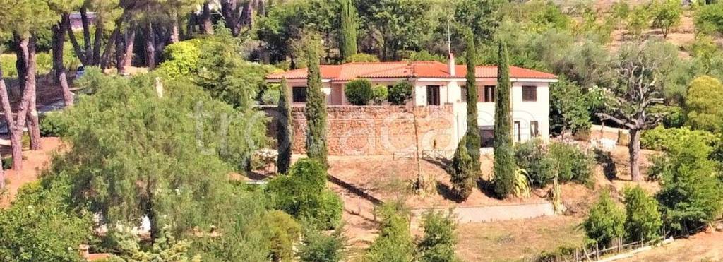 Villa in in vendita da privato a Riano via Stazzo Quadro, 7