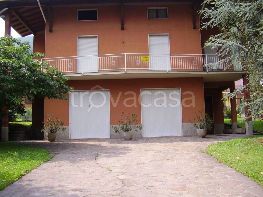 Villa in in vendita da privato a Vestone via Angelo Passerini, 9