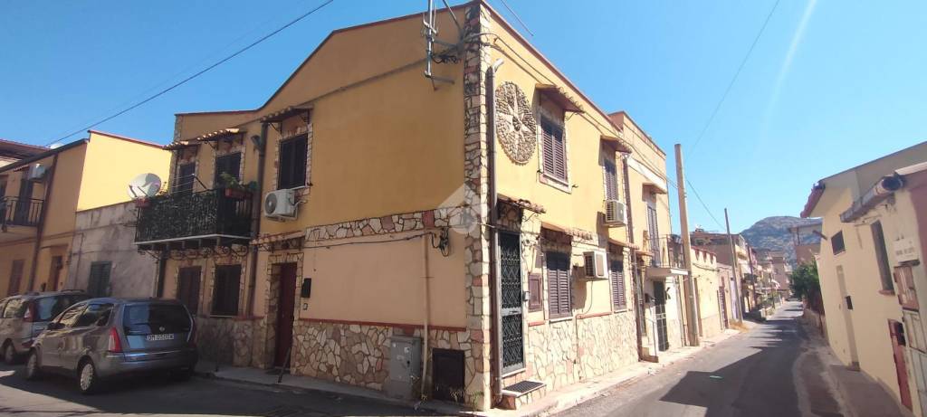 Appartamento in vendita a Palermo via patti, 89