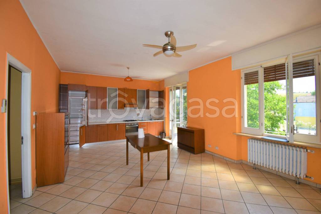 Casa Indipendente in vendita a Montegrosso d'Asti via 20 Settembre, 27
