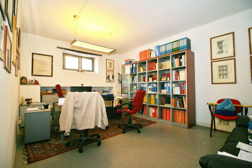 Ufficio in vendita ad Ancona via Isonzo