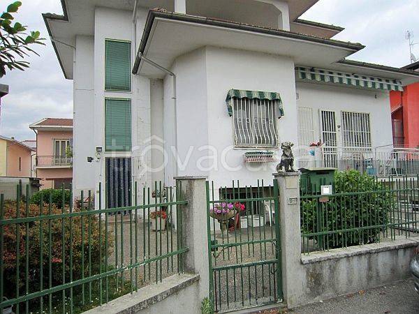 Villa Bifamiliare in vendita a Mortara corso Torino