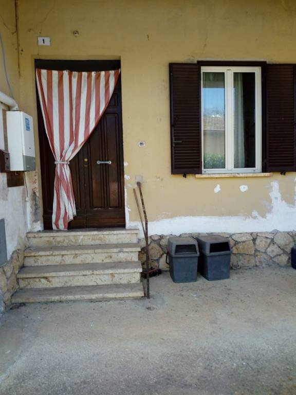 Appartamento in in vendita da privato a Bassano in Teverina via Campo di Fiera, 1