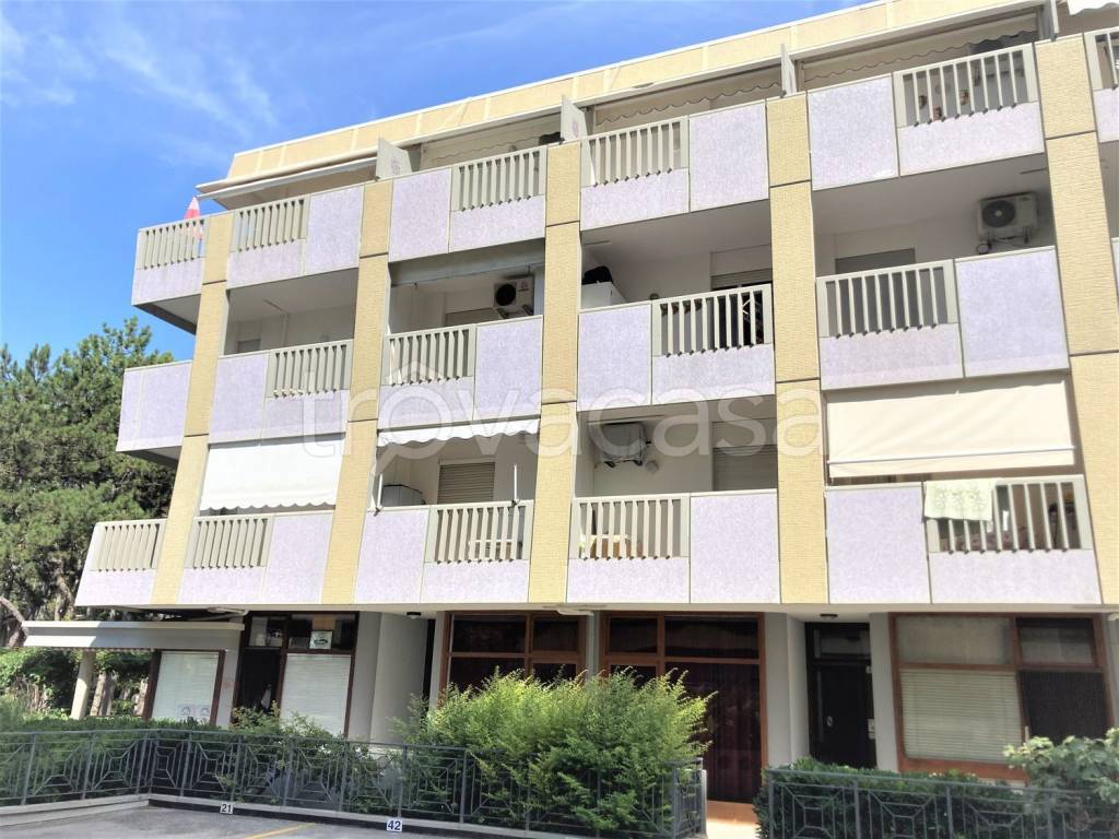 Appartamento in vendita a Lignano Sabbiadoro via Giardini, 79