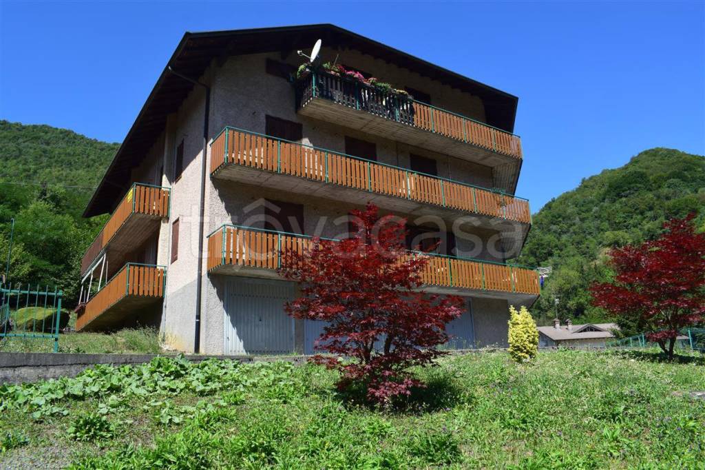 Appartamento in vendita ad Algua frazione Frerola, 30