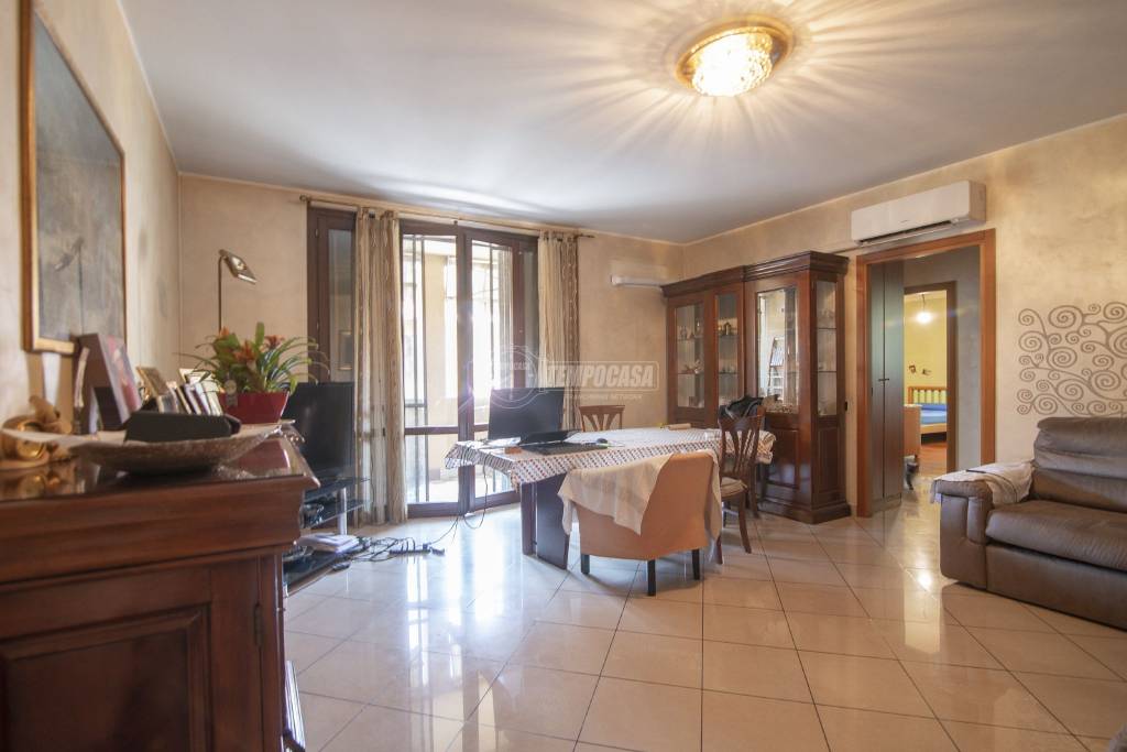 immagine annuncio 1 di 14