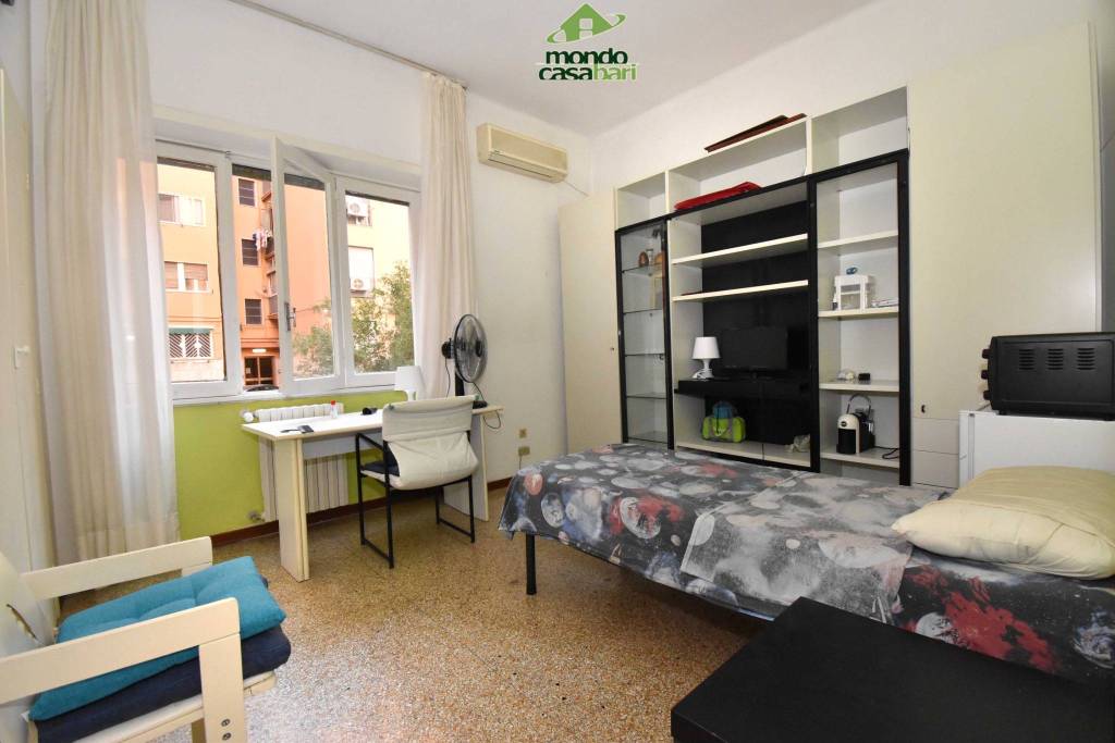 Appartamento in vendita a Bari viale Unità d'Italia, 48
