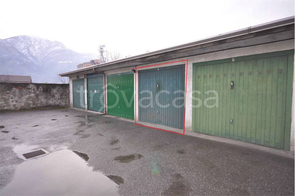 Garage in vendita a Villadossola via sempione, 12b