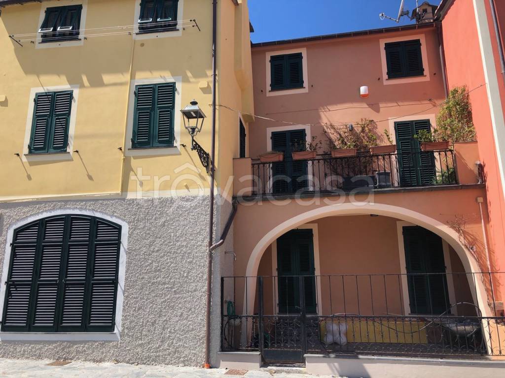Appartamento in affitto a Rapallo via Brigida Morello