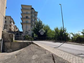 Garage in vendita ad avellino via giuseppe zigarelli