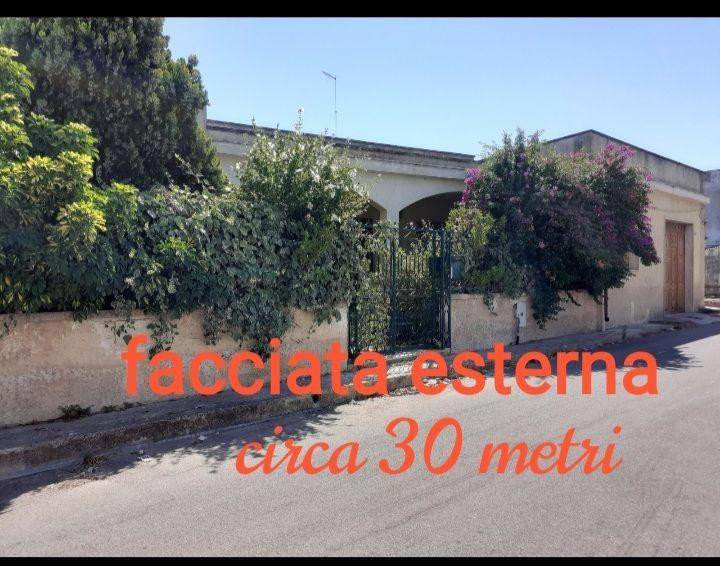 Villa in in vendita da privato a San Pietro Vernotico via Udine, 34