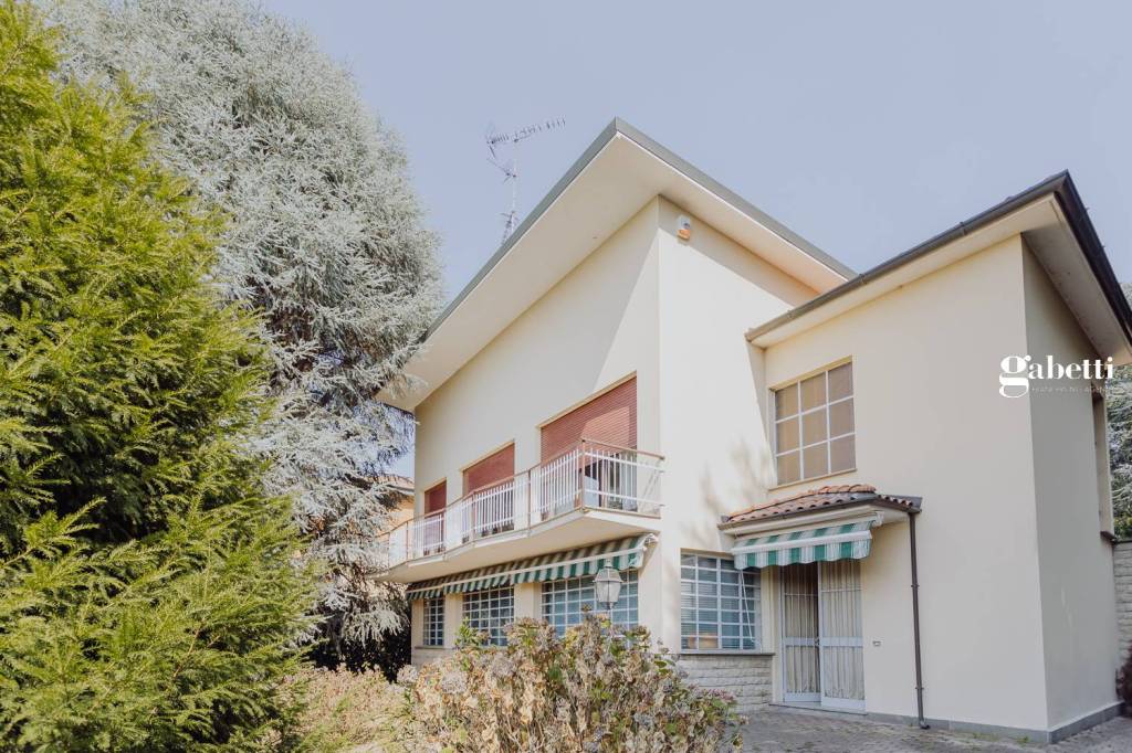 Villa in vendita a Merate via Statale, 44