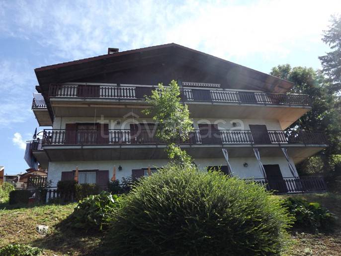 Appartamento in vendita a Costa Serina via Belvedere