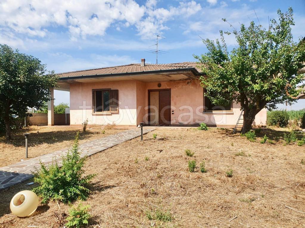 Villa in vendita a Pontoglio via Grazia Deledda