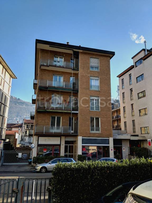 Appartamento in in affitto da privato a Como via Italia Libera, 21