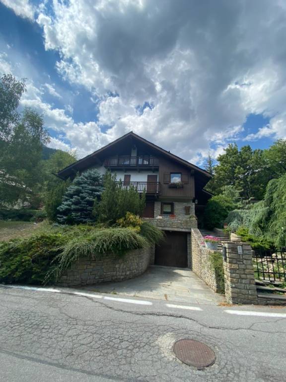 Villa in vendita a Bardonecchia via San Giorgio, 3