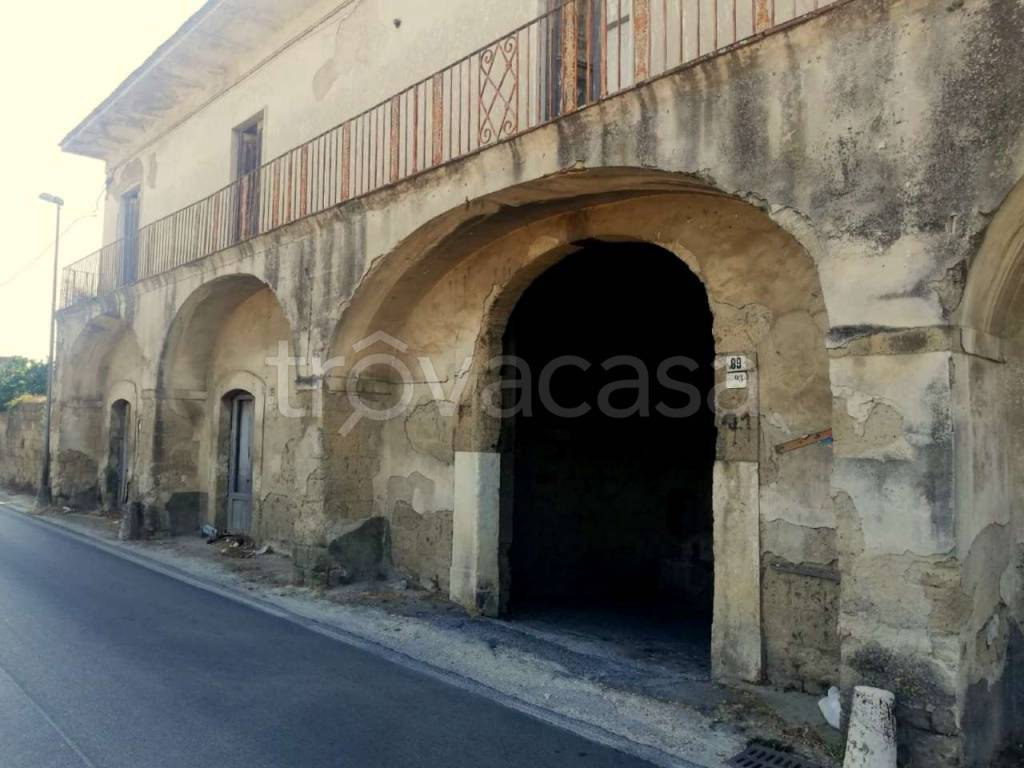 Casa Indipendente in vendita a San Felice a Cancello