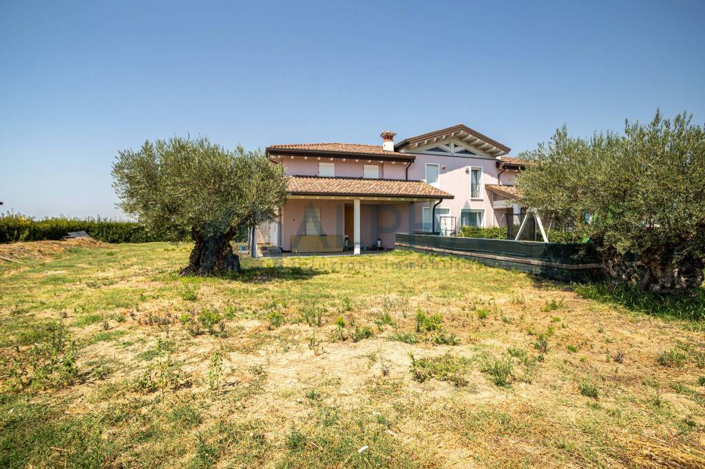 Villa Bifamiliare in vendita a Cesena via San Giorgio