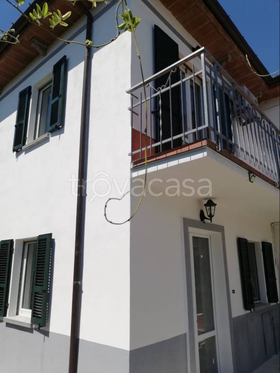 Villa a Schiera in in vendita da privato a Gragnano Trebbiense strada di Campremolodo Sopra, 94