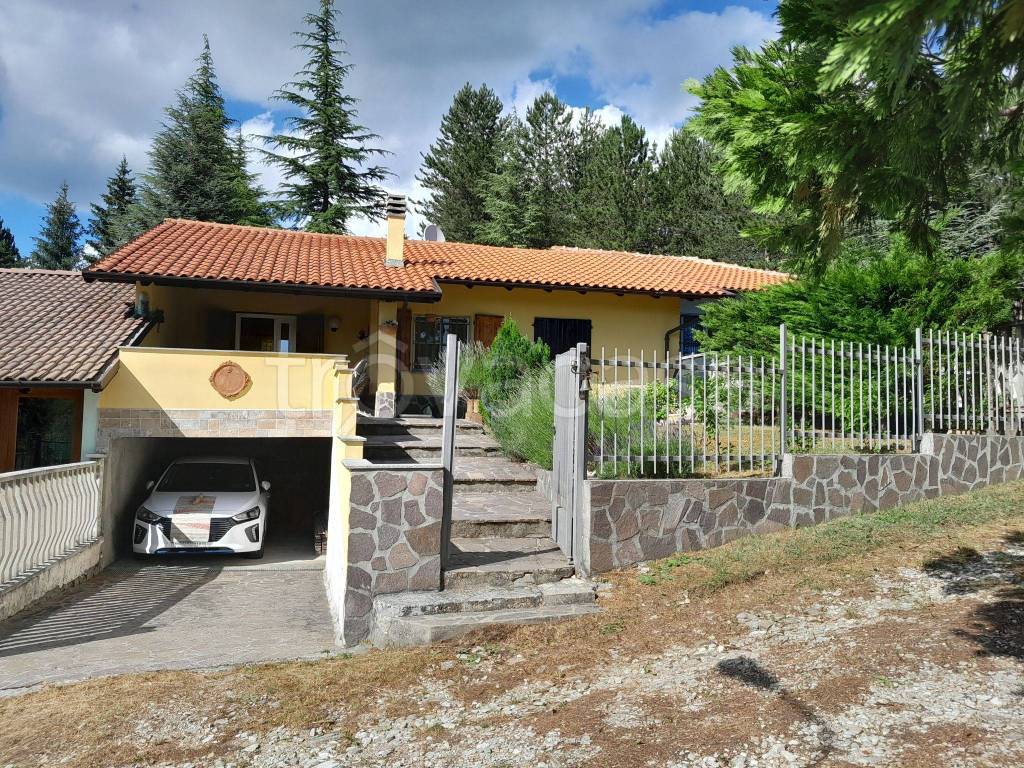 Villa in in vendita da privato a Menconico località Bardineio