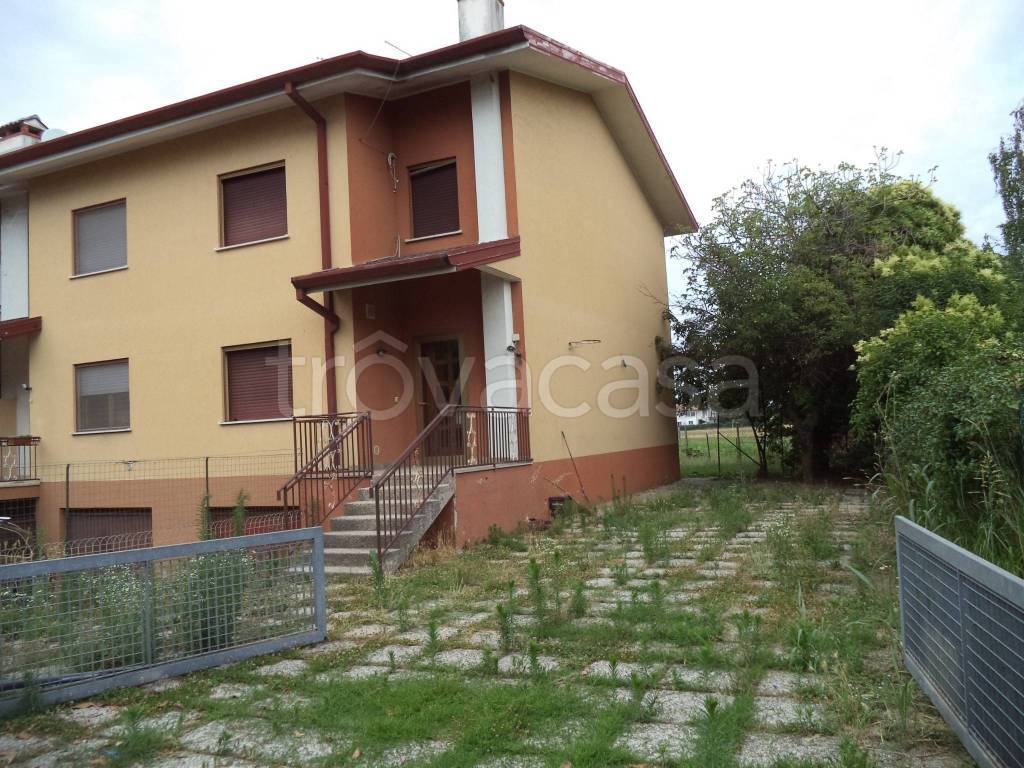 Villa in vendita a Pozzuolo del Friuli