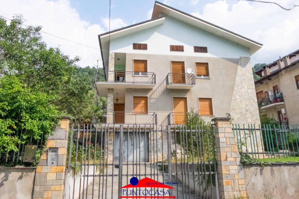 Appartamento in vendita a San Damiano Macra via 30 Luglio
