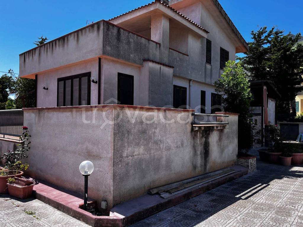 Villa in in vendita da privato ad Altavilla Milicia via Chiesazza Sperone 3