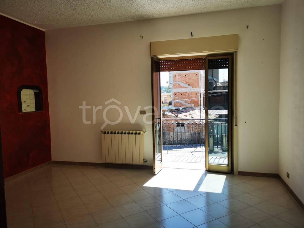 Appartamento in in vendita da privato a Barcellona Pozzo di Gotto via Pozzo Caliri, 37