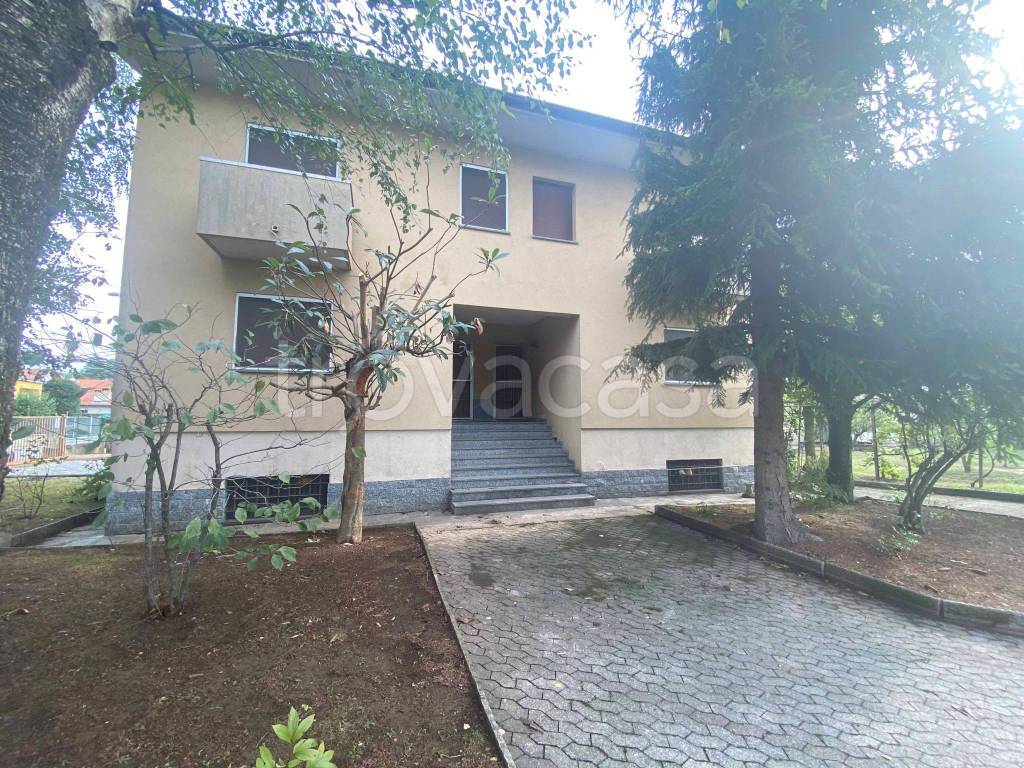 Villa Bifamiliare in vendita a Fino Mornasco
