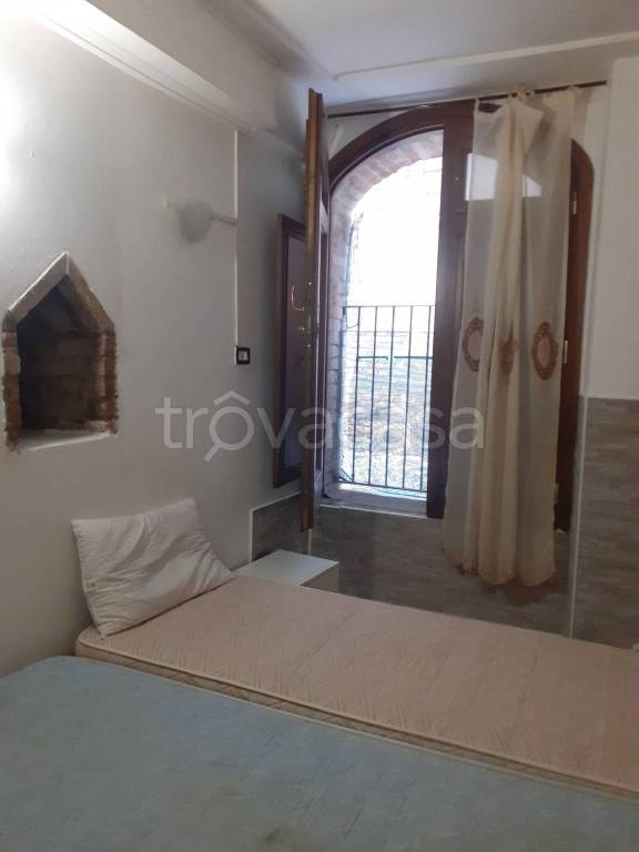 Appartamento in in affitto da privato a Urbino via del Leone, 14