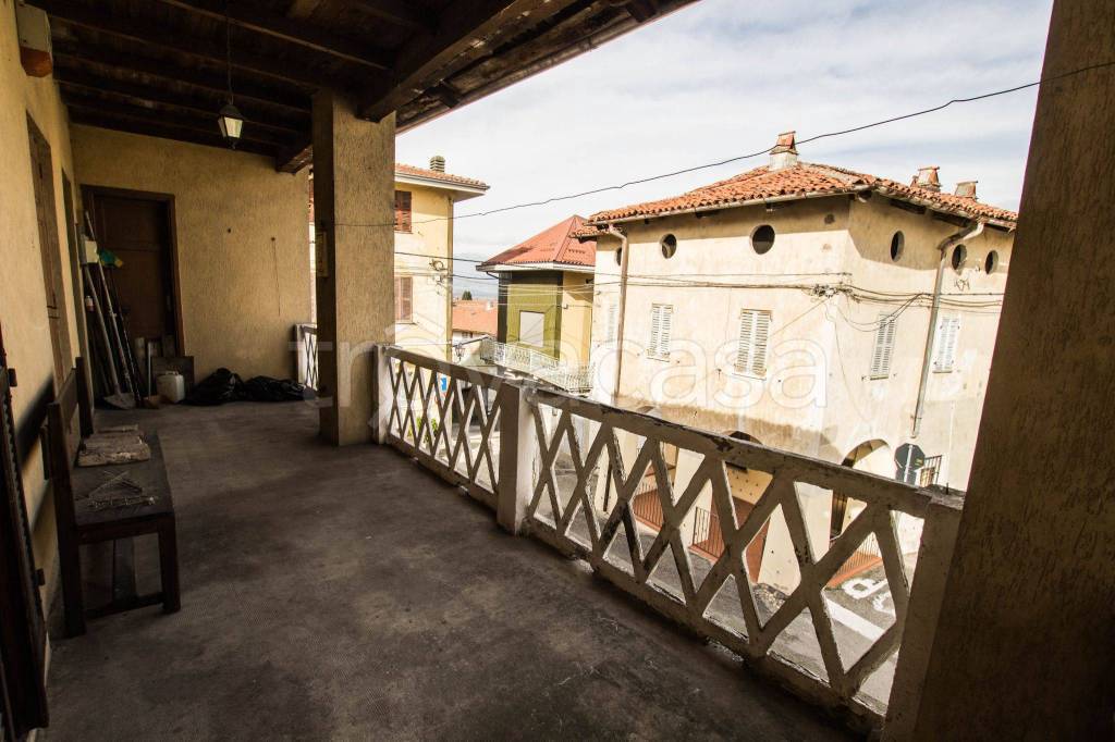 Villa in in vendita da privato a Moncrivello piazza Castello, 15