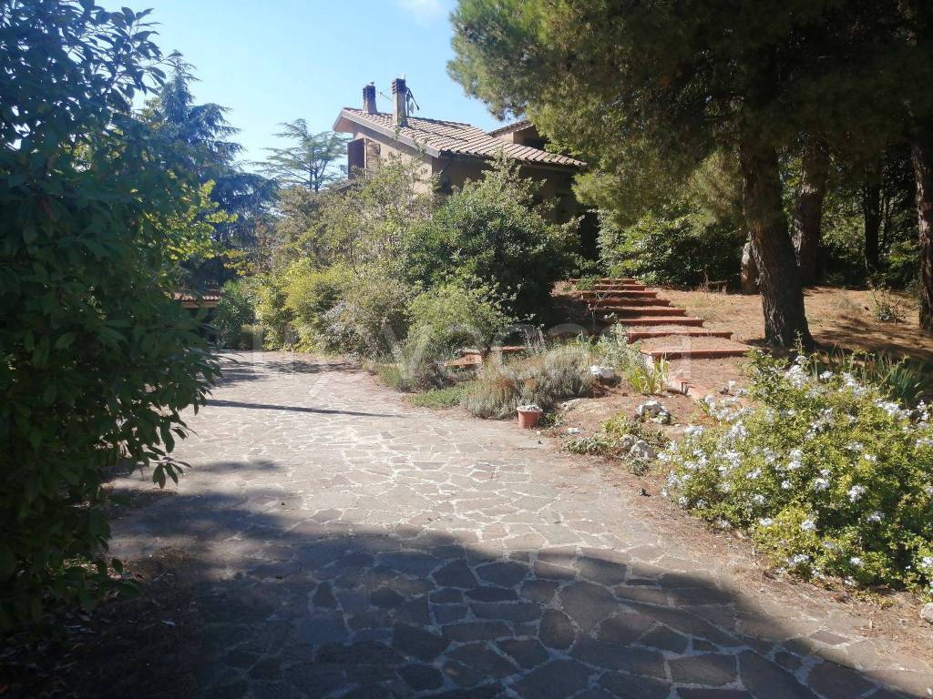 Villa in in vendita da privato a Castelfidardo contrada Monte Camillone, 5