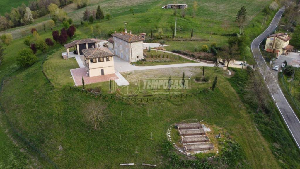 Villa in vendita a Monte San Pietro via San Chierlo 2